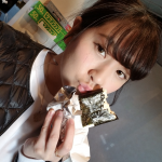 有吉反省会のうさまりあの水着画像と腹がやばい!胸やスリーサイズと海苔バターがデブすぎる