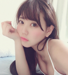 篠原冴美のwiki的プロフィール！グラビア水着画像や胸のカップと結婚や彼氏は？【ダレトク】